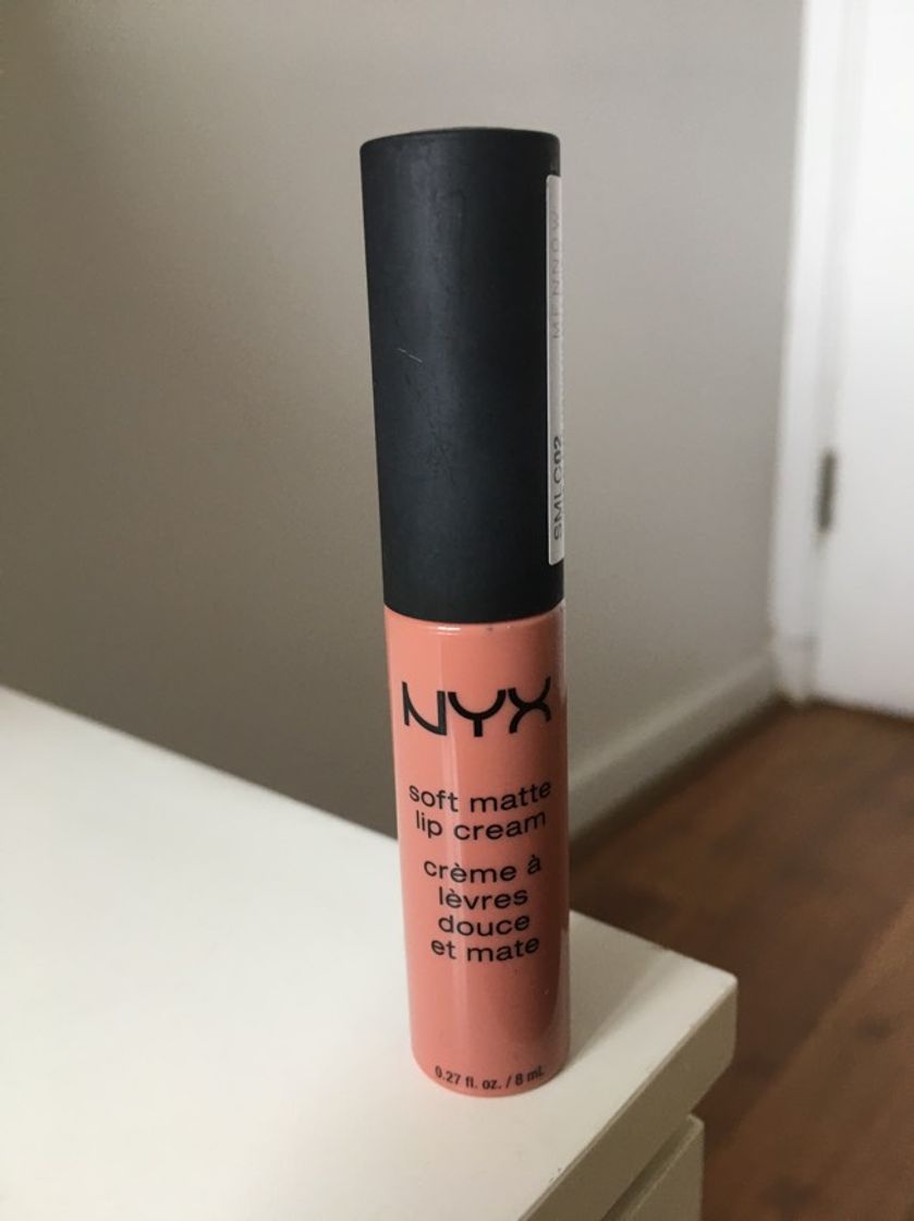 Fashion Brillo labial soft mate de NYX 