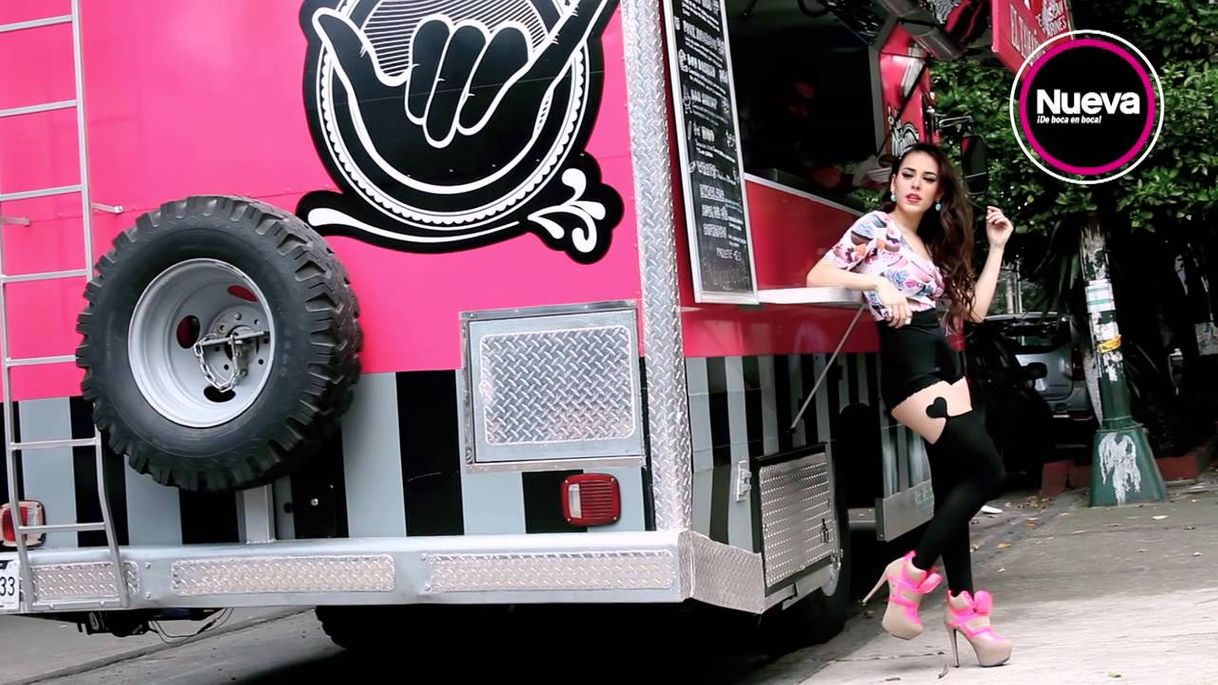 Social Detrás de cámaras del increíble photoshoot de Danna Paola para la ...