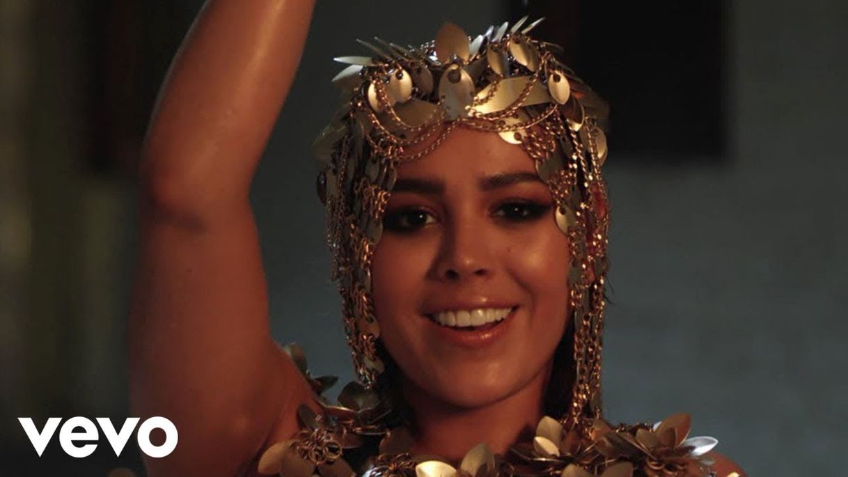 Social Danna Paola - Final Feliz - YouTube