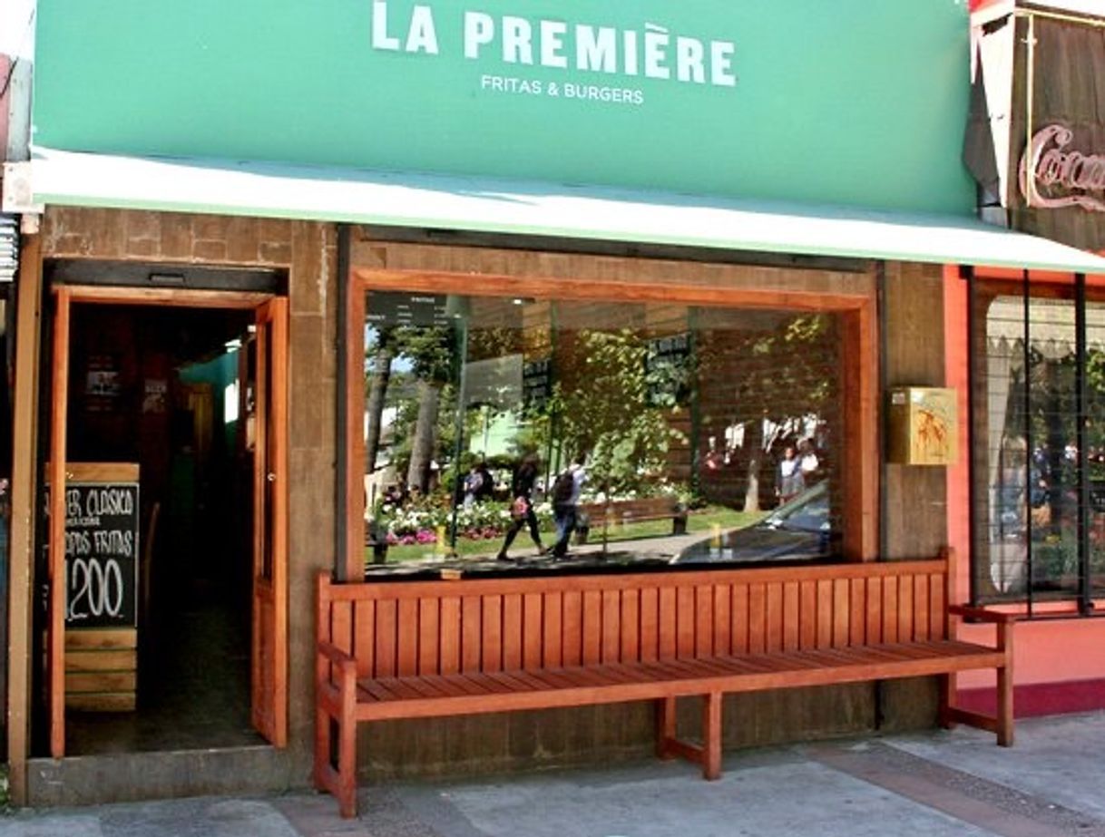 Restaurants La Premiere Fritas & Burgers