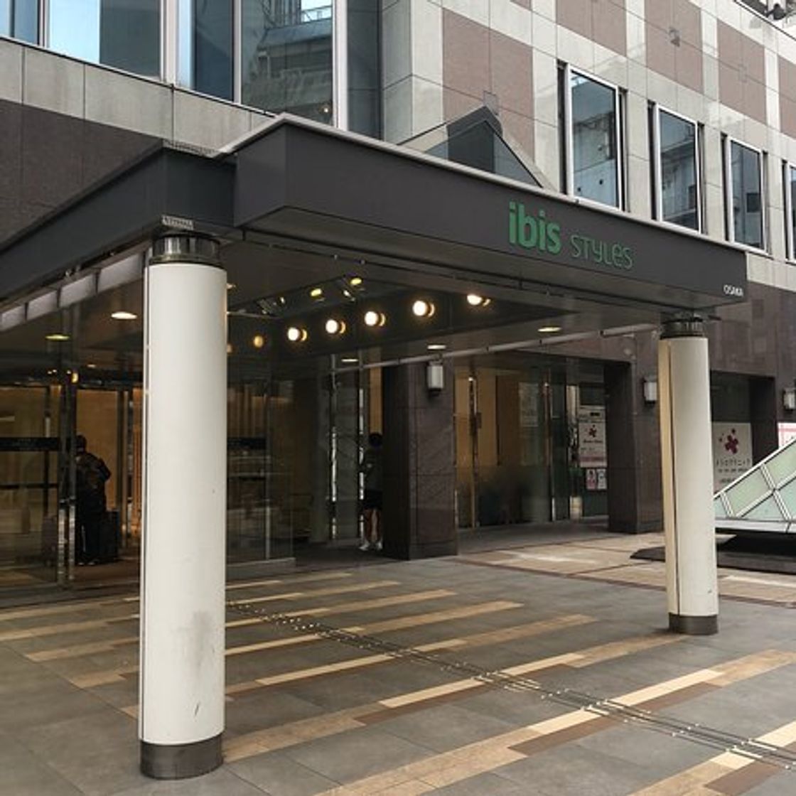 Lugar Ibis Styles Osaka Namba