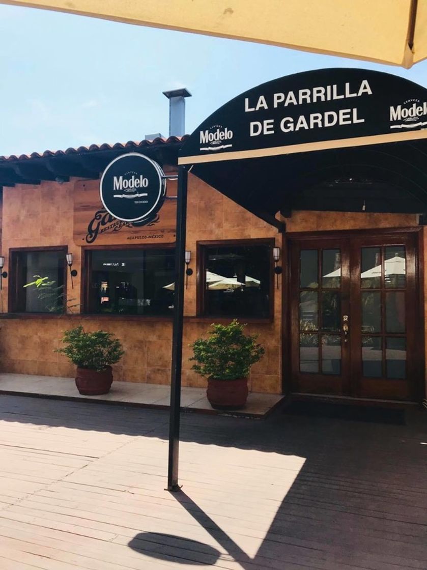 Restaurantes Restaurant La Parrilla de Gardel