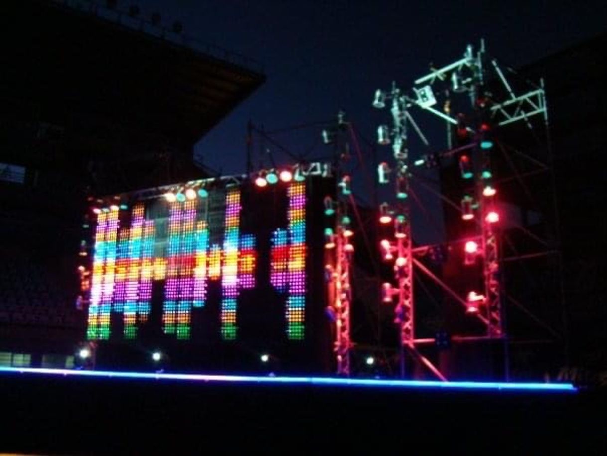 Moda Iluminacion, sonido, estructuras, video para espectaculos.