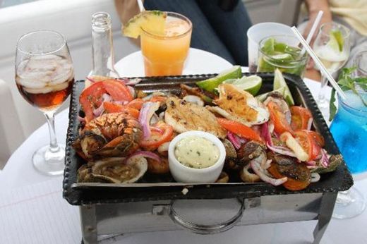 Mariscos Casa Blanca