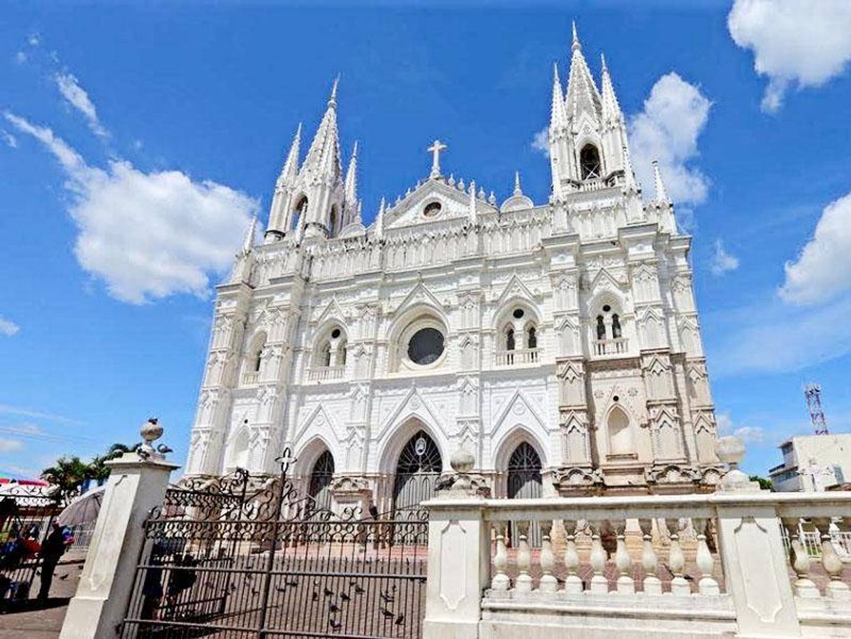 Place Catedral de Santa Ana