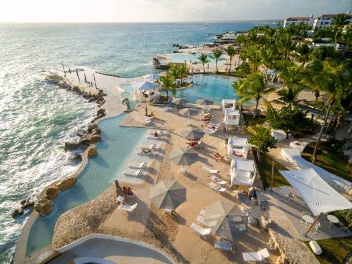 Place Tracadero Beach Resort