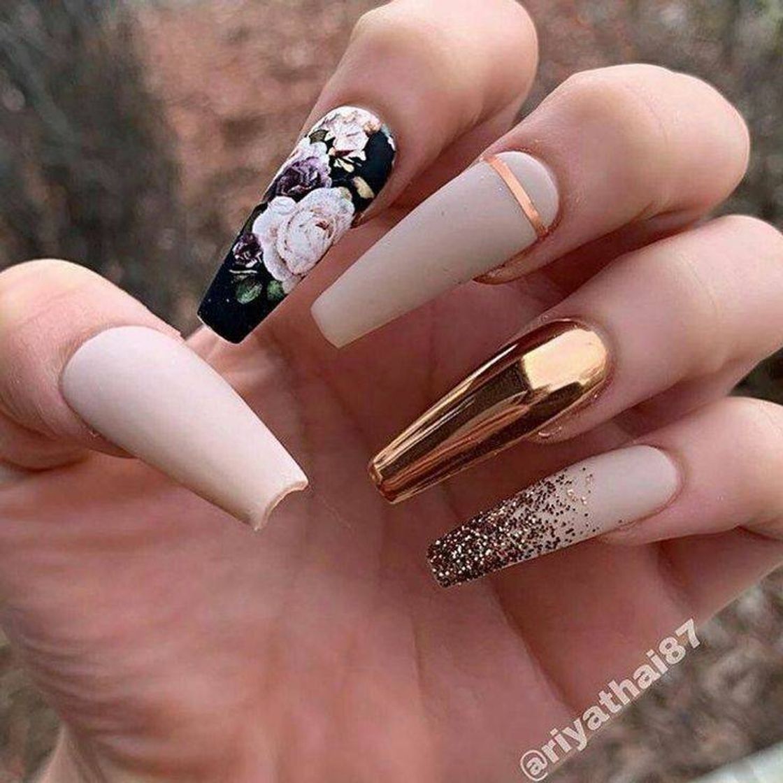 Moda Unhas decoradas 