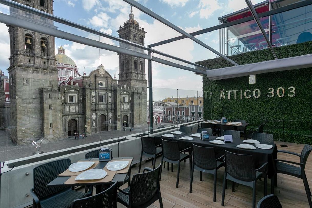 Restaurantes Attico 303