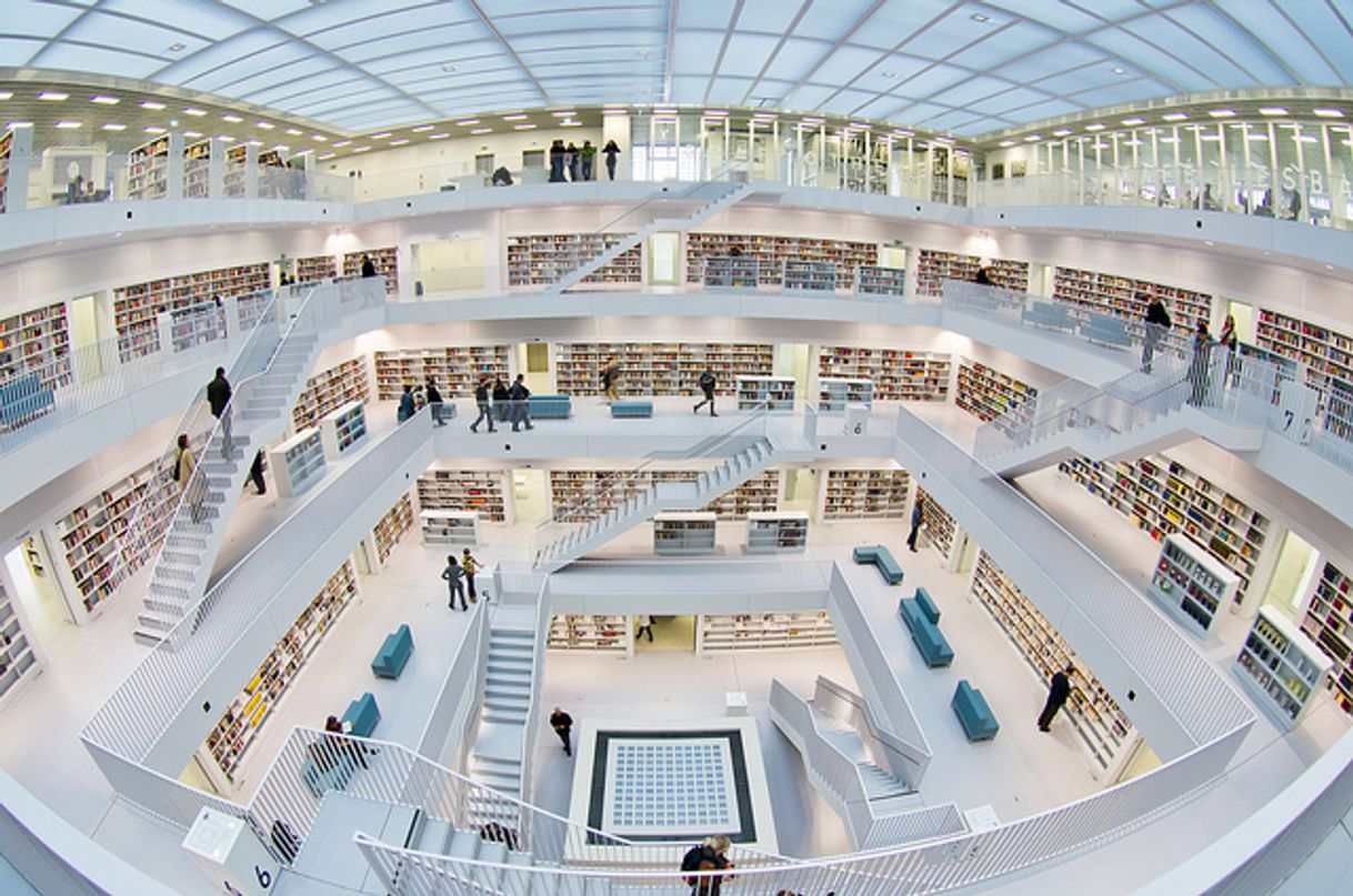 Lugar Universidad de Stuttgart