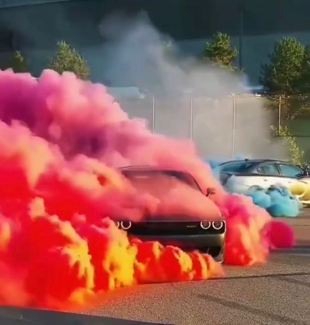 Fashion Camaro 2010-2019 Burnouts and cinematographics Scene 