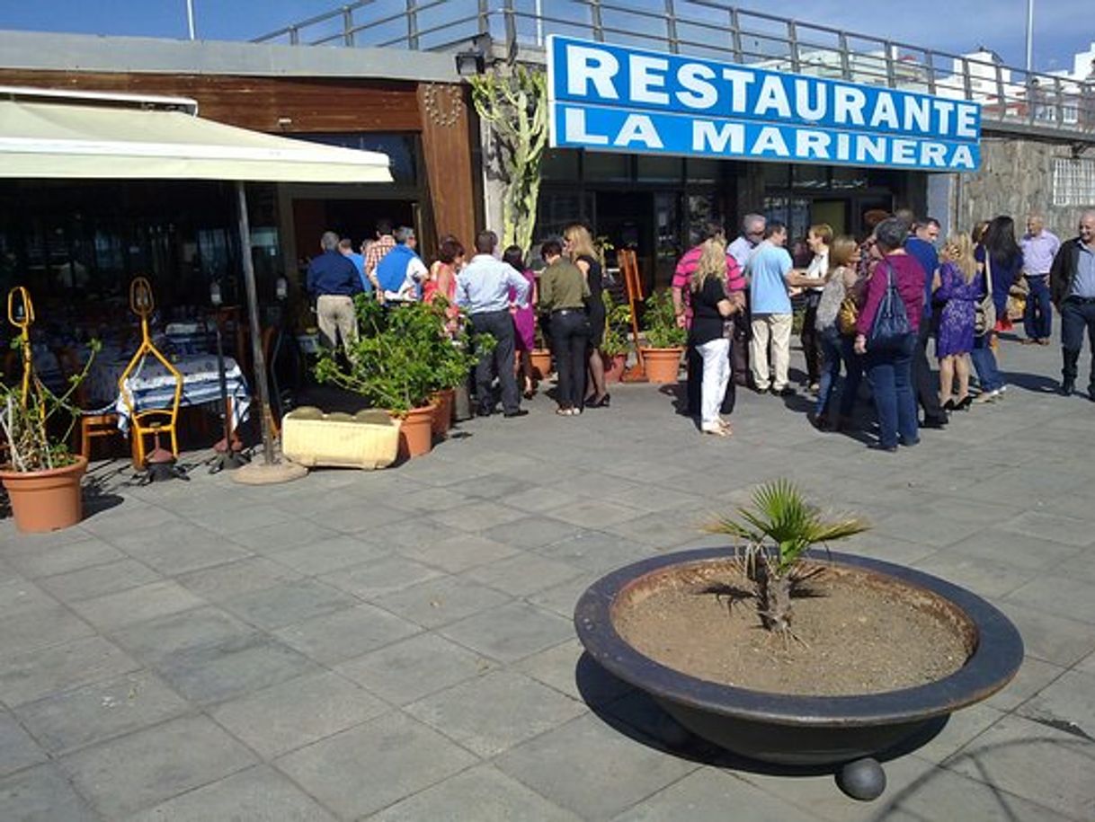 Restaurants Restaurante La Marinera