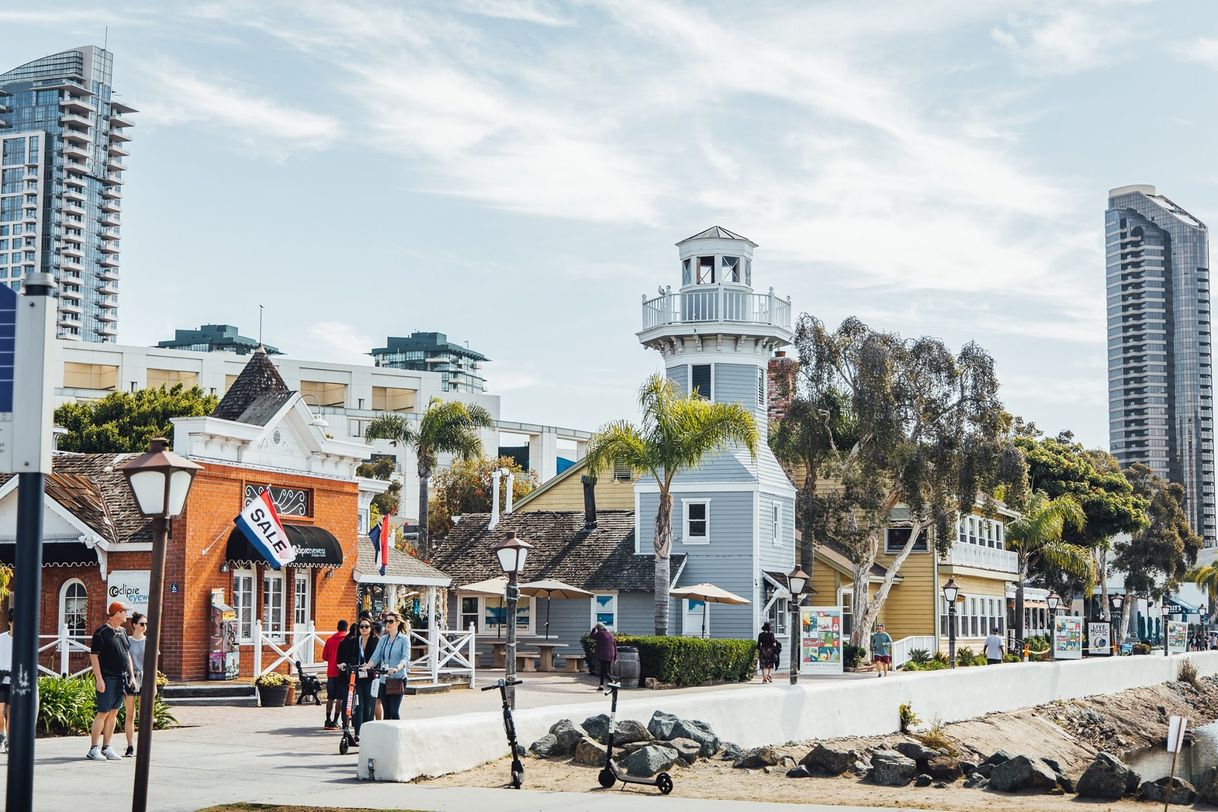 Place Seaport Village