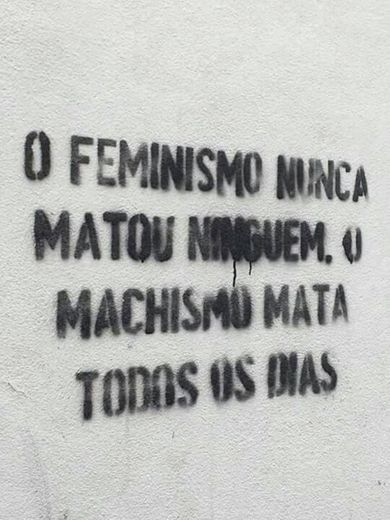 FEMINIST ✊🏽