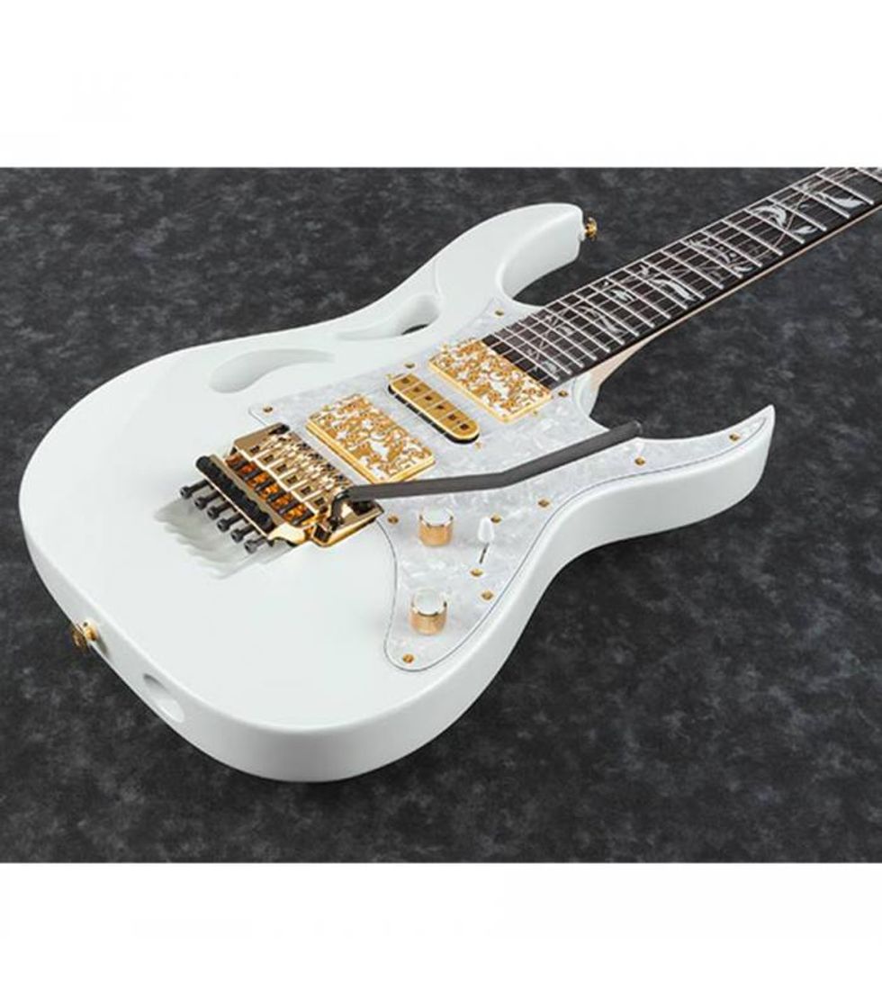 Productos Ibanez PIA3761 Steve Vai Signature Stallion Blanco