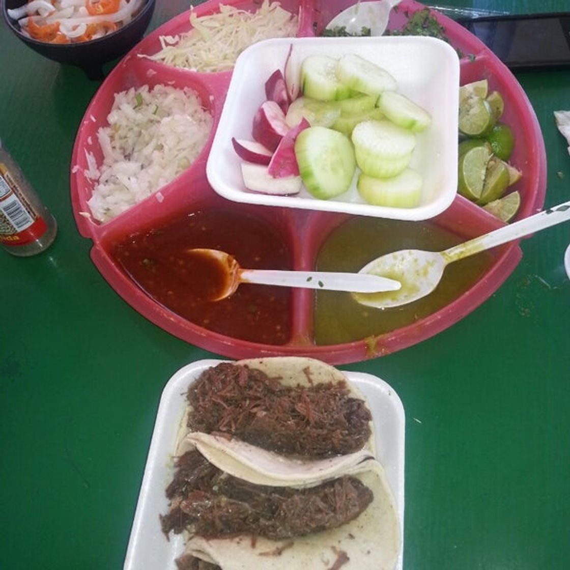 Restaurantes Tacos y jugos de cabeza Luis "El Ñar"