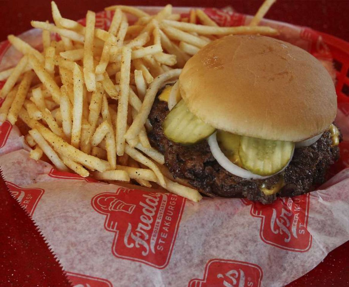 Restaurantes Freddy's Frozen Custard & Steakburgers