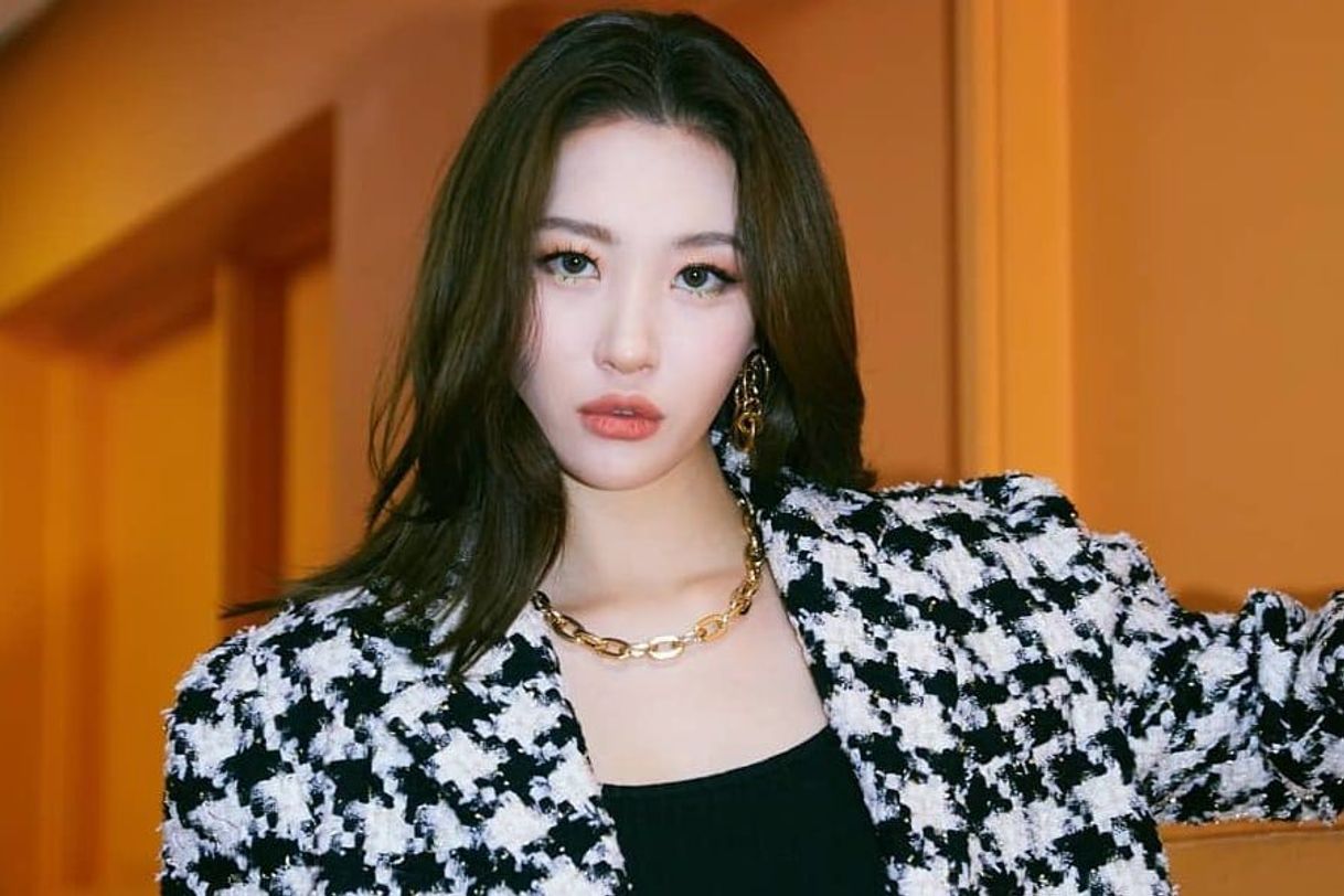 Canción Sunmi 