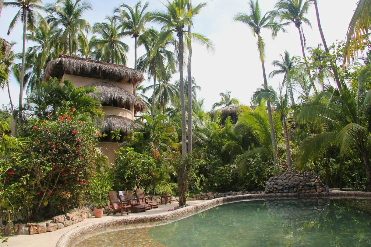 Lugar Bungalows Villas del Palmar en Zihuatanejo, Guerrero.