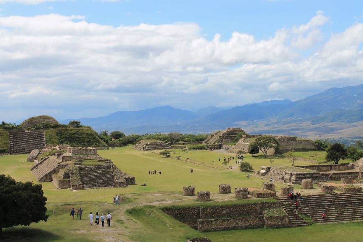 Place Zona Arqueológica de Monte Albán