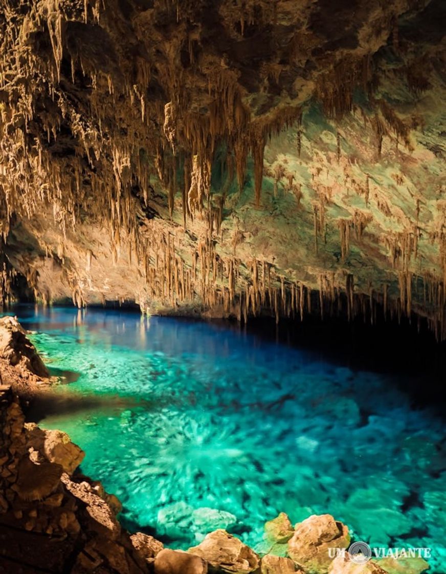 Place Gruta do Lago Azul