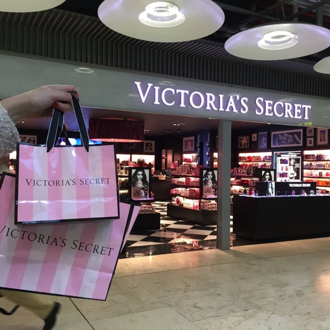 Place Victoria's Secret