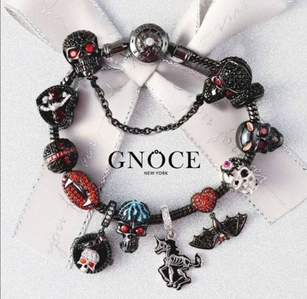 Moda Gnoce charms