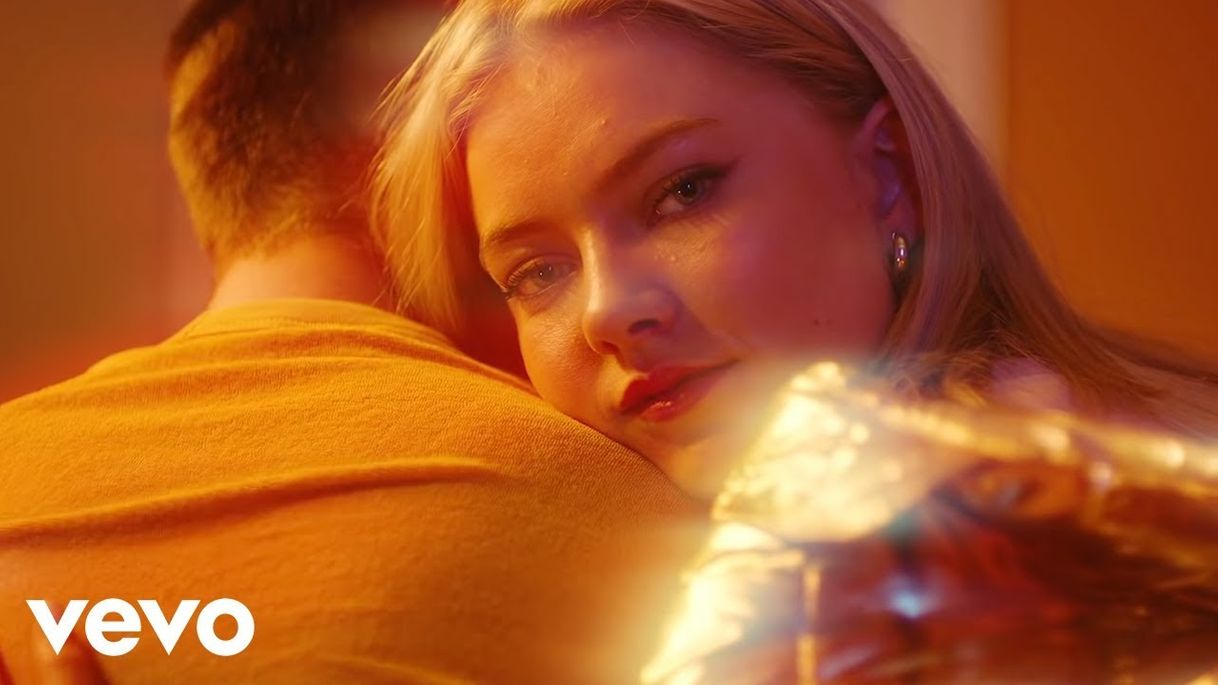 Fashion Astrid S – Such A Boy