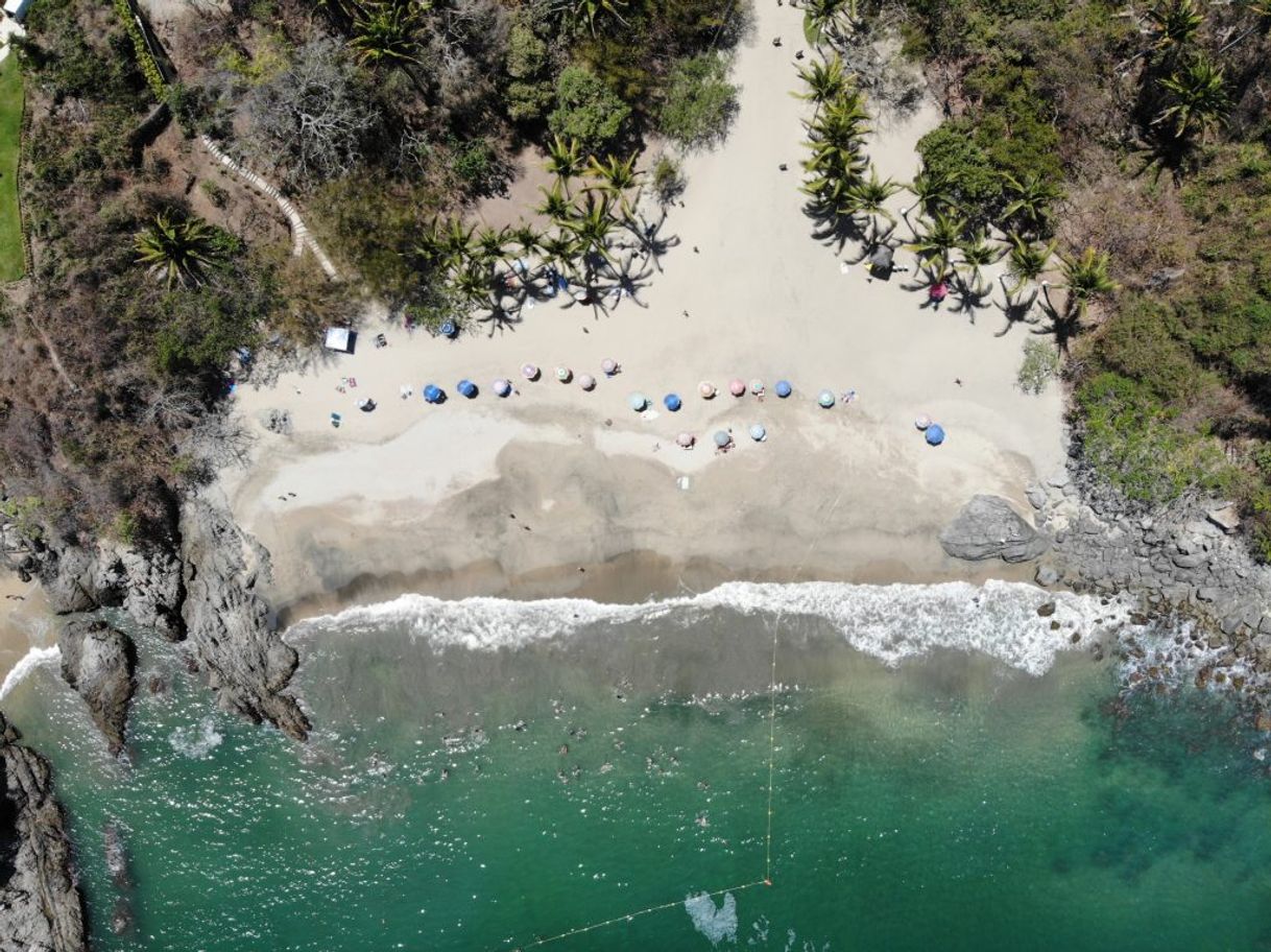 Place Playa De Los Muertos