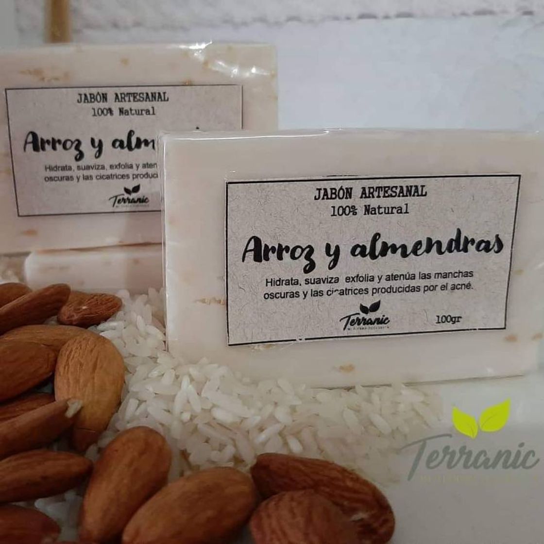 Jabon de arroz y almendras 