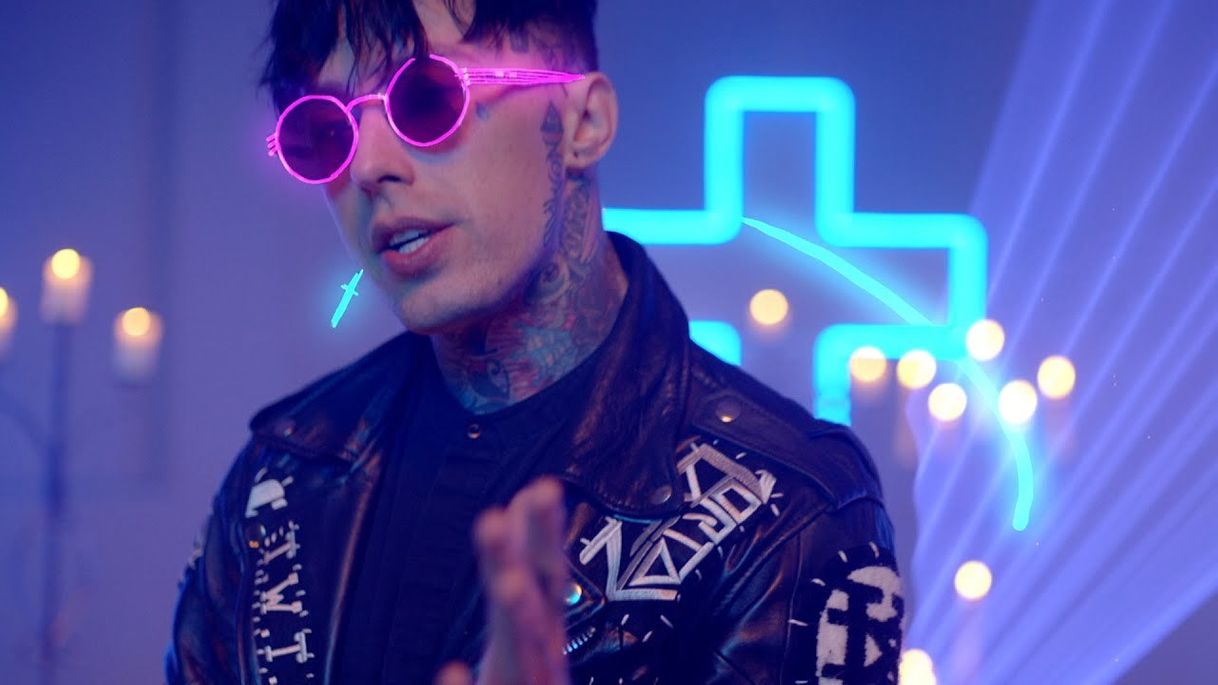 Canciones Falling In Reverse - "Drugs"