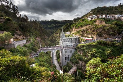 Santuario De Las Lajas