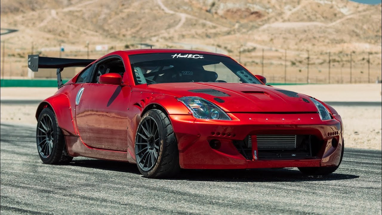 Fashion Building a Nissan 350z in 10 Minutes! - YouTube