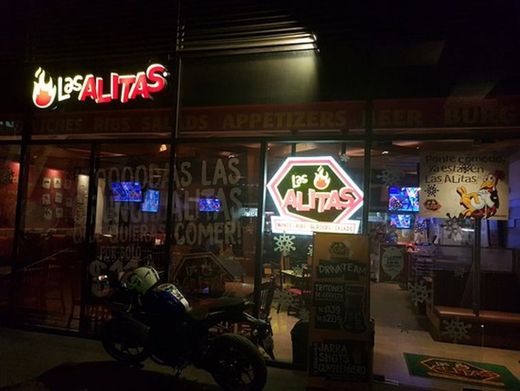 Las Alitas Paseo La Fe