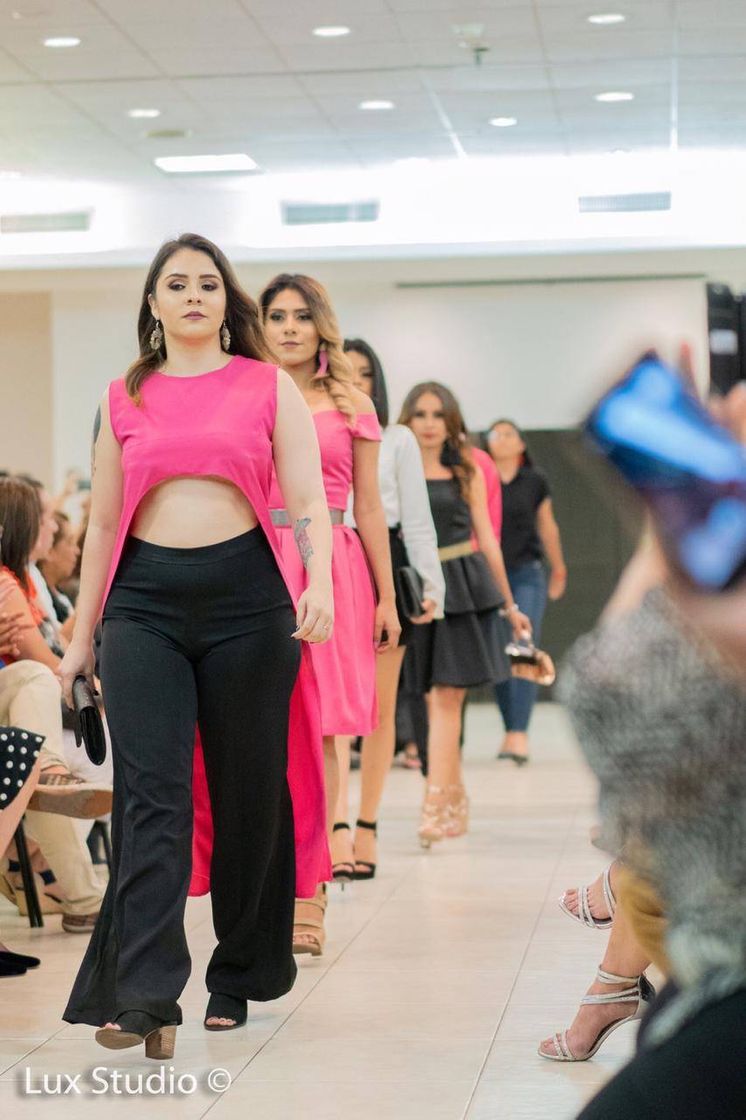 Fashion Moda Contra El Cáncer