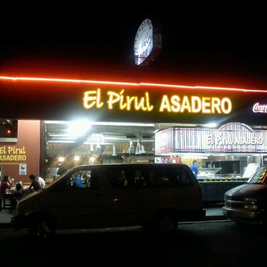 Restaurantes El Pirul Asadero