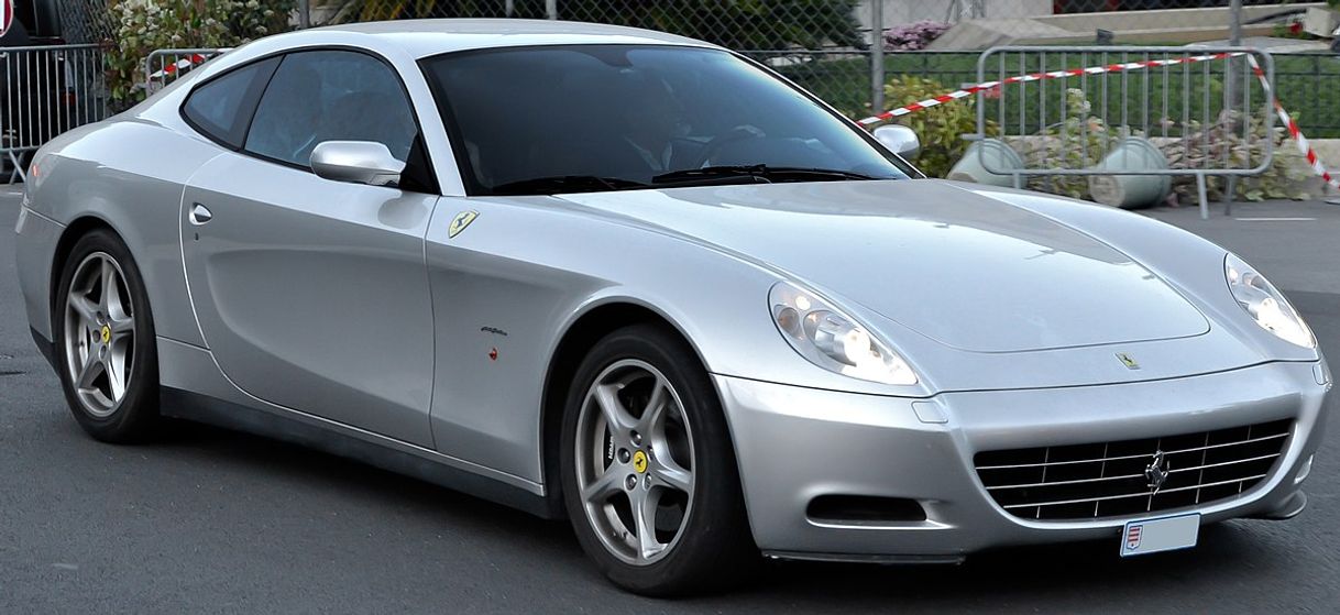 Fashion Ferrari 612 Scaglietti 533 HP |Aceleración 0 a 100 km4.2s


