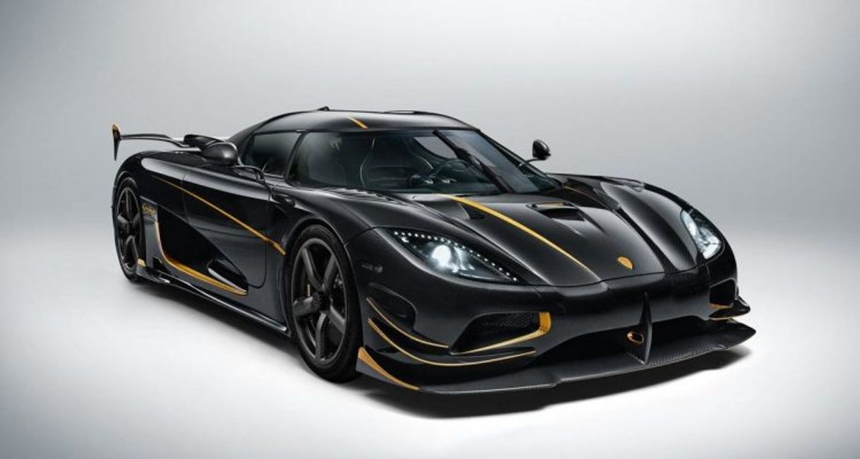 Fashion Koenigsegg CCX (1004 HP | Aceleración 0 a 100 km: 3.2 s)

