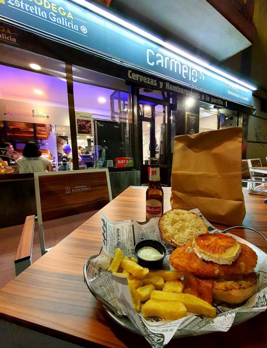 Restaurantes Cervecería Carmelo's Hamburguesas a la Parrilla