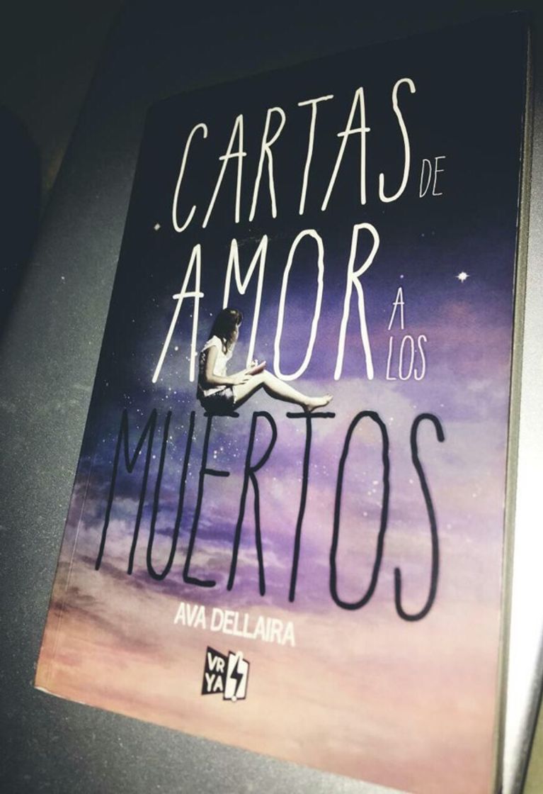 Fashion “Cartas de amor a los muertos”