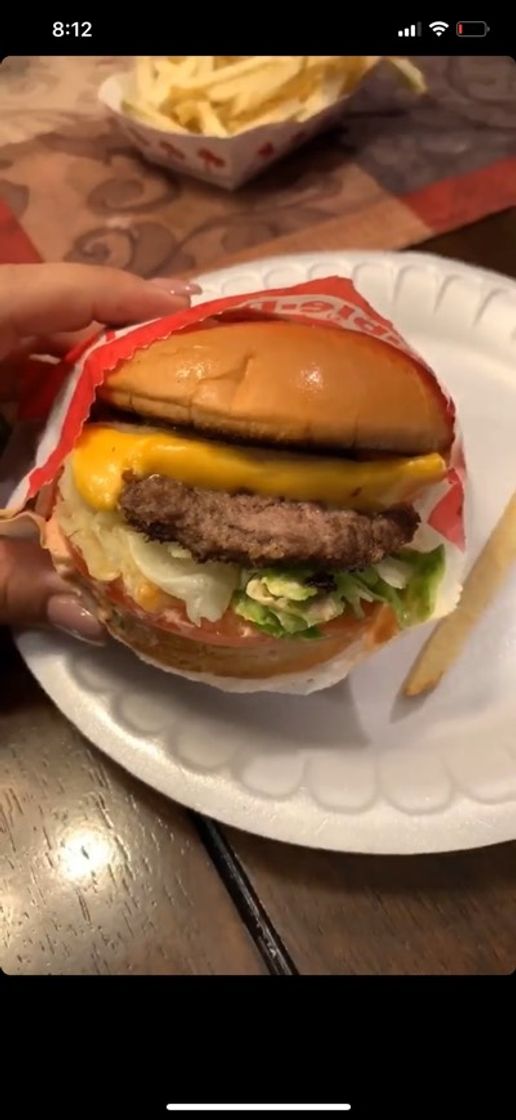 Restaurants In-N-Out Burger