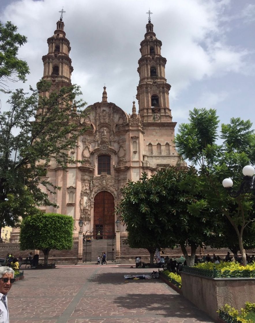 Lugar Parroquia de Nuestra Señora de la Asunción