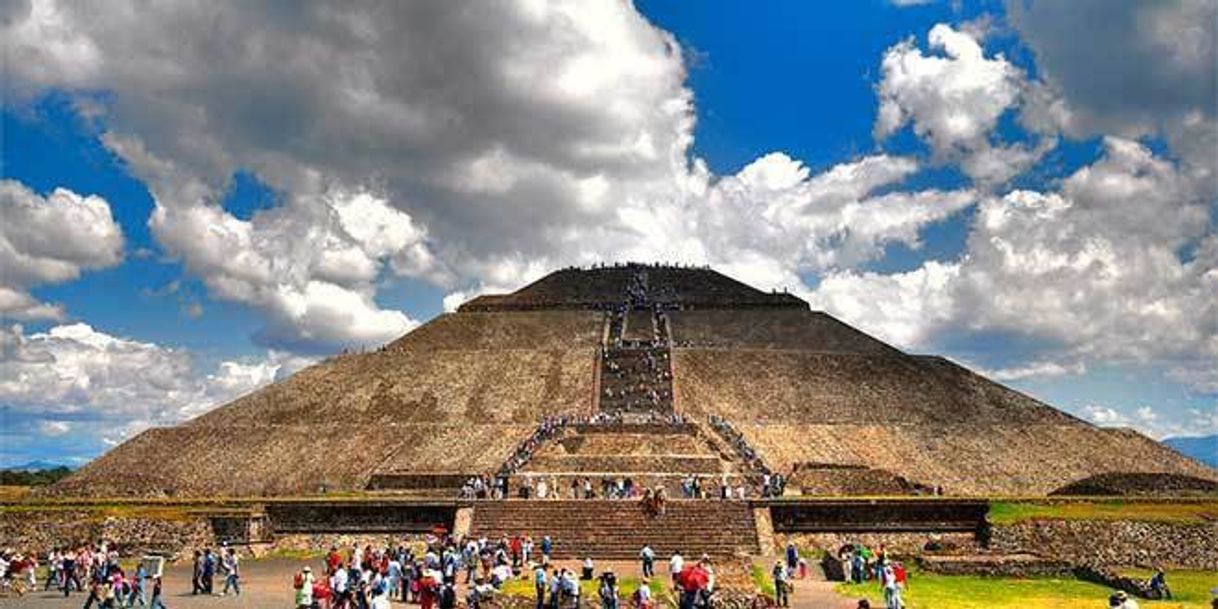 Lugar Piramides De Teotihuacan