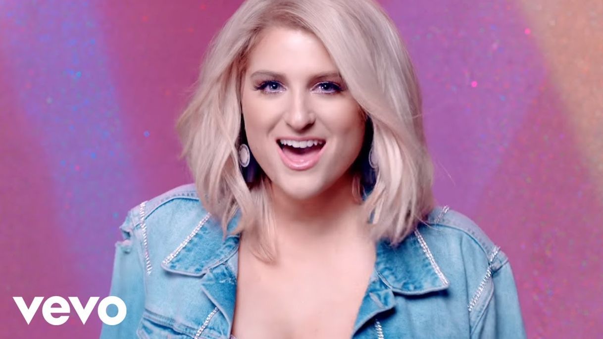 Moda Megan Trainor