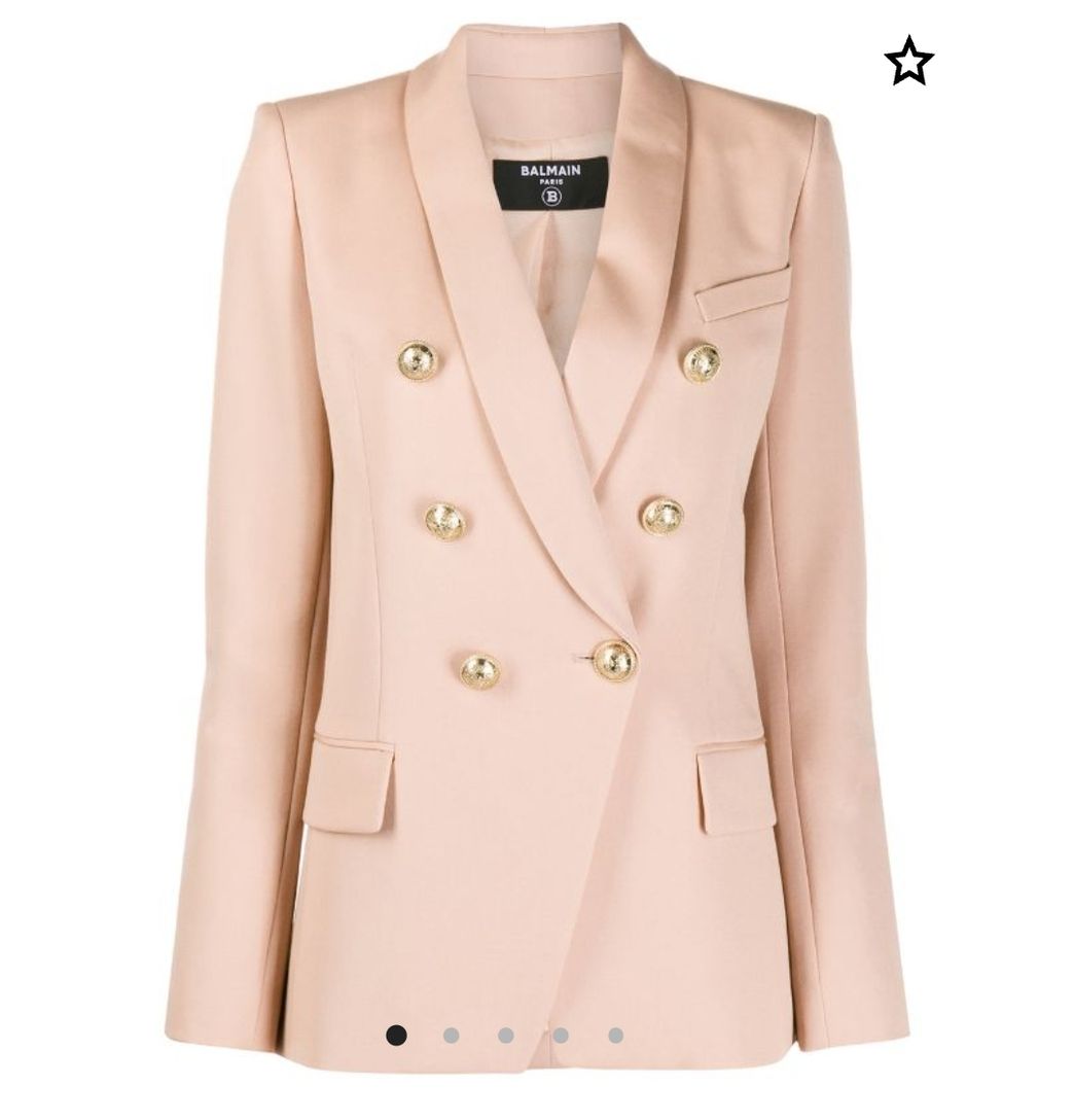 Moda Blazer com abotoamento duplo

R$ 23.067(Taxas de importação inclusas)12 x R$ 1.922,25

