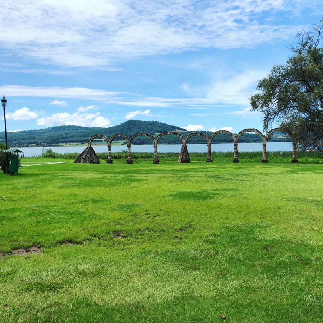 Lugar Zirahuen