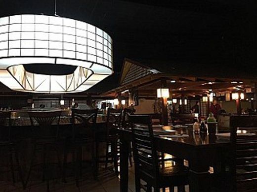 Sakura Restaurant Bar