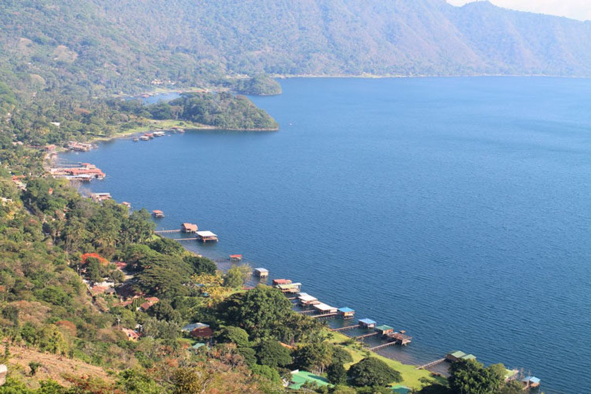 Place Lago de Coatepeque