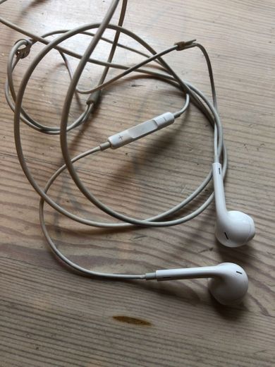 Apple EarPods con conector Lightning