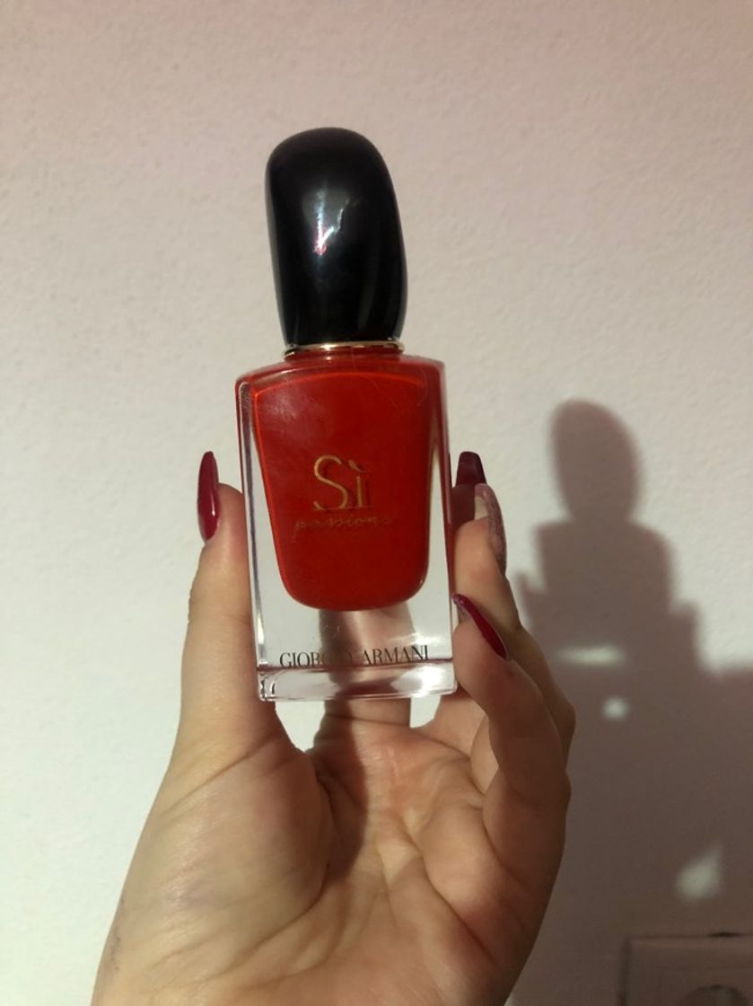 Social Giorgio Armani