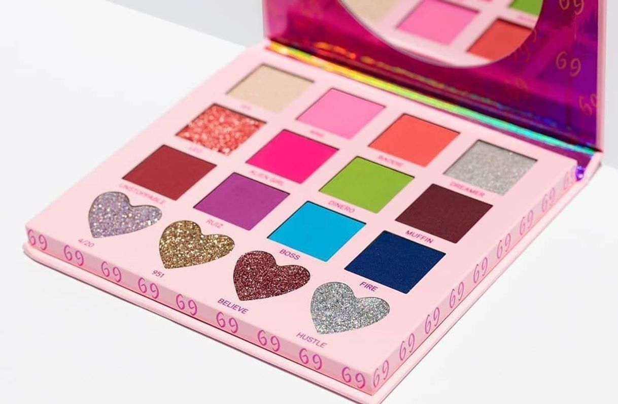 Social Paleta Anette 69 BeautyCreations